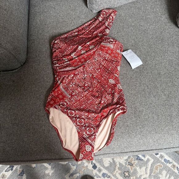 Garnet Hill One Piece Ruched Swimsuit 6 - Picture 2 of 10